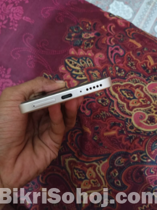 Redmi note 13,(8/256)